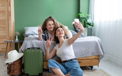 A Cultural Adaptation Guide for Expats: How to Feel at Home Abroad