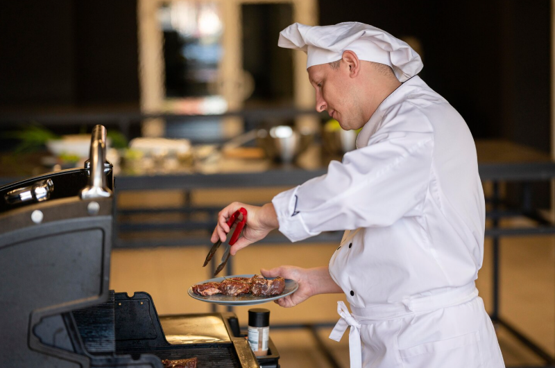 Epicurean Adventures: Private Chef Experiences in Europe