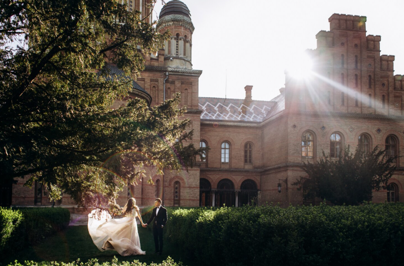 Ultra-Luxury Castle Buyouts for Family Retreats and Executive Gatherings